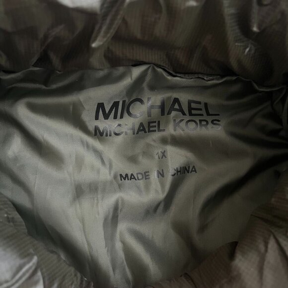 NWT Michael Kors Quilted Women Long Puffer Coat w/ Fur Hoodie Olive Size 1X - Picture 6 of 15